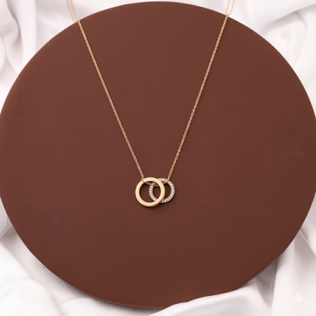 Women’s Necklace Chains  Elegant, Trendy & Perfect for Layering.